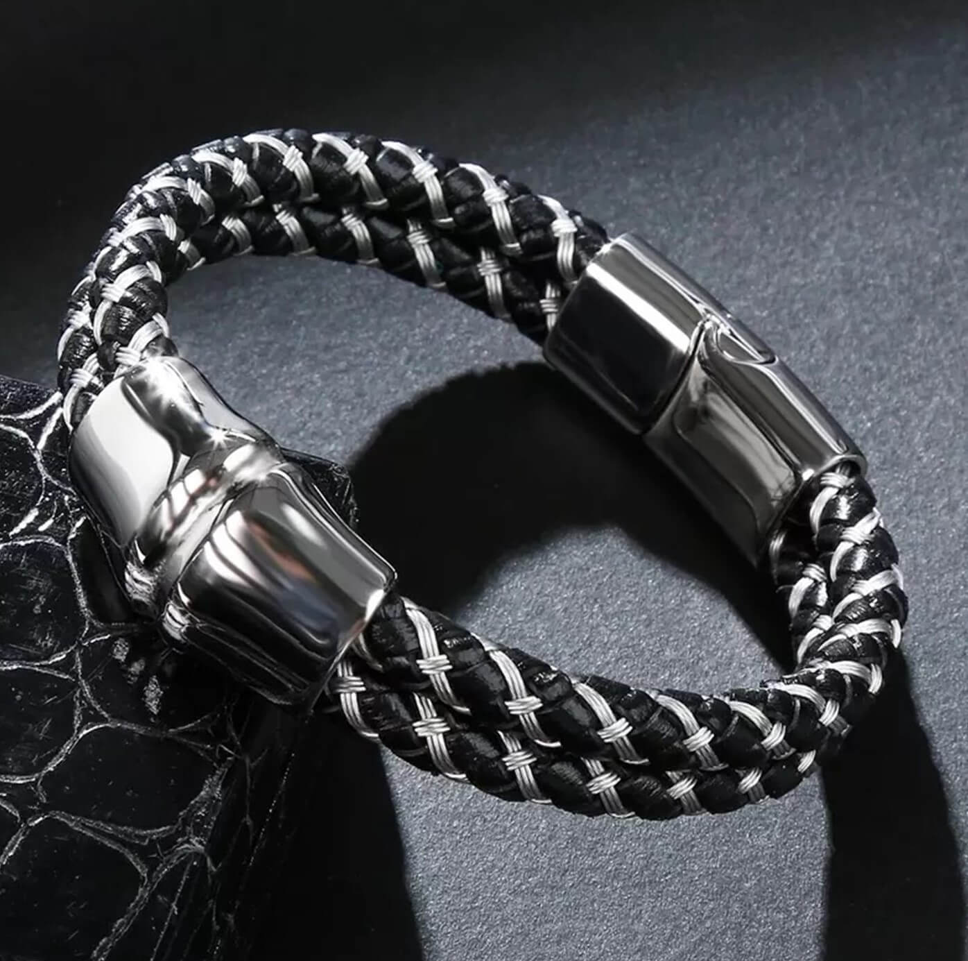 Mens Voguish Leather Bracelet